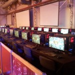 Foto servidores y máquinas para jugar en la TecnoLanGaming2012